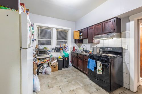 4838 Addison St, Chicago IL 60641-3520 exterior