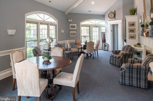 1201 Wilkes St, Alexandria VA 22314-5907 exterior