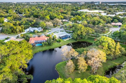 2901 24th Ter, Boca Raton FL  33431-6203 exterior