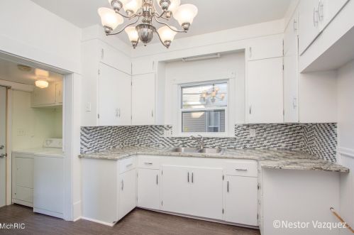 40 Andre St, Grand Rapids MI 49507-2901 exterior