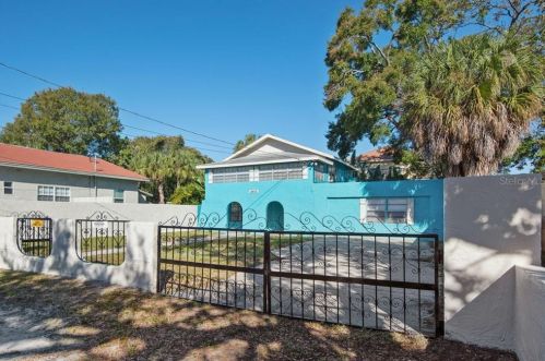 2417 Gray St, Tampa FL  33609-1728 exterior