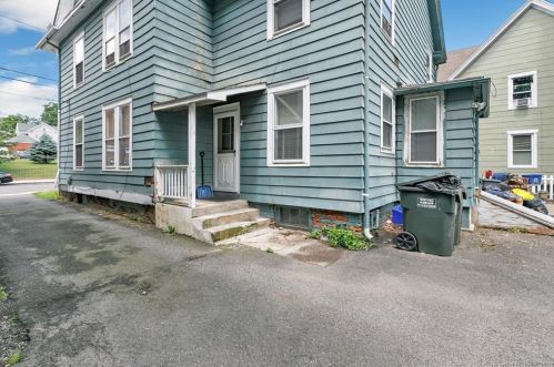 199 Elizabeth St, Derby CT 06418-1813 exterior