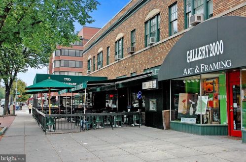 1725 17th St, Washington DC  20020-4781 exterior