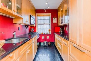 280 Beacon St, Boston MA  02467-3857 exterior