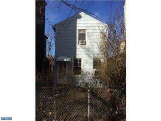 137 2nd St, Trenton, NJ 08611-2203