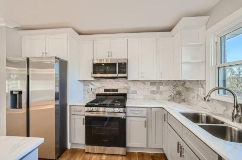 1784 Cherry Vly Cir, Atlanta GA 30316-4825 exterior