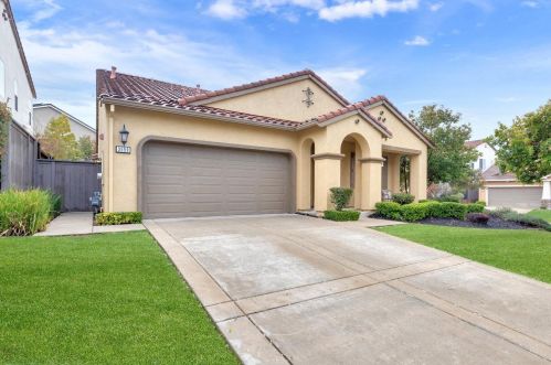 3559 Rosecrest Cir, Folsom, CA 95762-9525