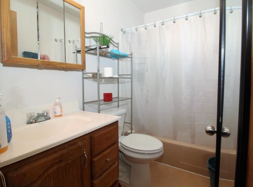 8616 Congress St, Milwaukee WI 53225-5162 exterior