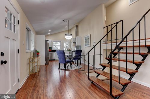 4513 Apple Tree Dr, Alexandria VA  22310-2901 exterior