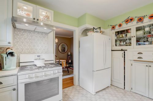 2350 58, Milwaukee WI 53219-2111 exterior