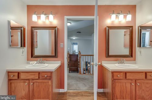 28 Tynemouth Dr, Lumberton Township NJ 08048-5801 exterior