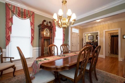 3829 Alexandria Dr, Gainesville GA 30506-4318 exterior