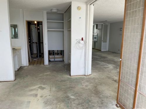 469 Ena Rd, Honolulu HI  96815-1749 exterior