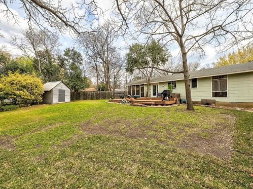 5204 Andover Pl, Austin TX  78723-3118 exterior