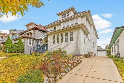 1606 53rd St, Milwaukee WI  53214-5327 exterior