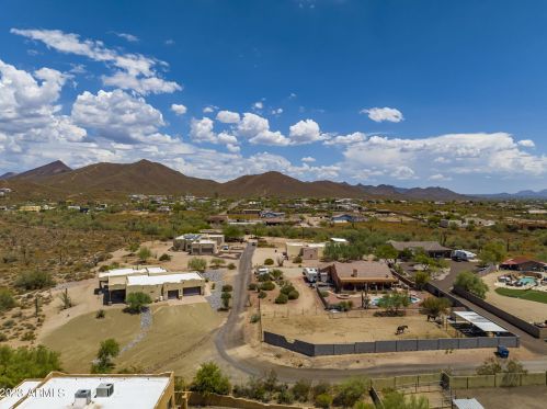 40115 3rd St, Phoenix AZ  85086-8606 exterior