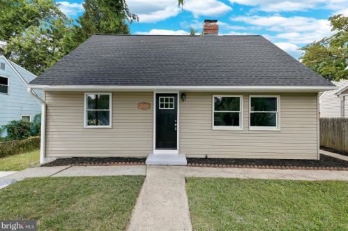 13210 Midway Ave, Rockville MD 20851-1813 exterior