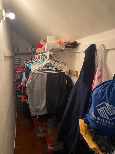 58 Newington Ave, New Britain CT 06051-2116 exterior