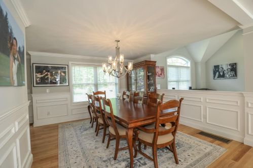 62 Hoit Rd, Concord NH  03301-1804 exterior