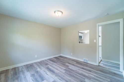 223 Auburn St, Pittsburgh PA  15206-3209 exterior