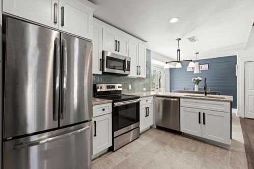 2930 Eleanor Ter, Atlanta GA  30318-6014 exterior