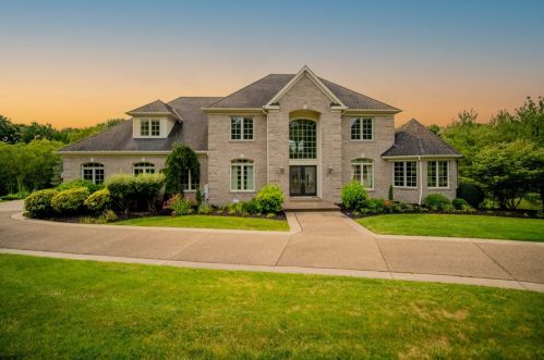 104 Fox Path, Moon Twp PA 15108-9779 exterior