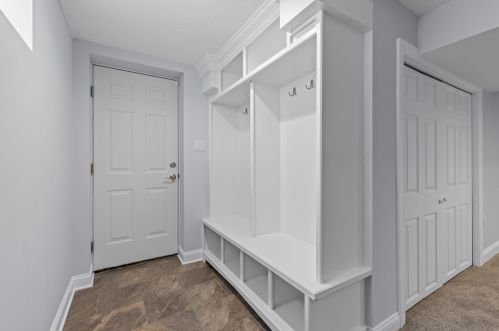 5547 Glass Rd, Pittsburgh PA  15205-9435 exterior