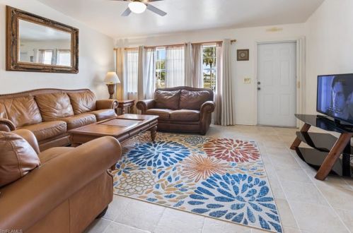 765 8 St, Naples FL 34120-0411 exterior