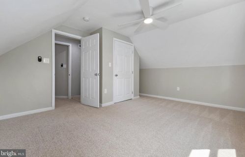 13210 Midway Ave, Rockville MD 20851-1813 exterior