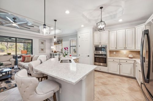 2862 Aviamar Cir, Naples FL 34114-9564 exterior