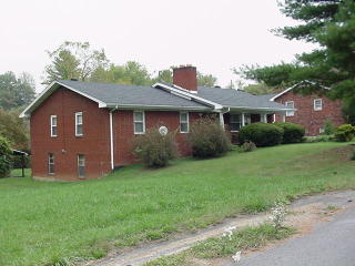 806 Cirencester Ave, Middlesborough, KY 40965-2143