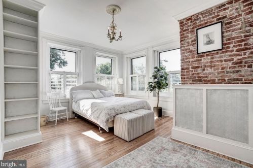 801 Independence Ave, Washington DC 20003-1317 exterior