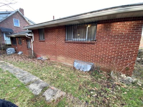 110 Kilmer St, Pittsburgh PA 15221-1042 exterior