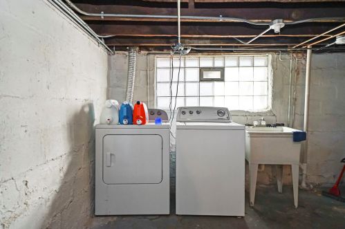 2109 13 Ave, Broadview IL 60153-1407 exterior