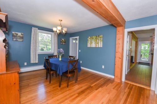 183 Main St, Plaistow NH 03865-3034 exterior