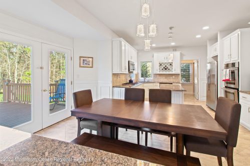 591 Derose Ln, East Freehold NJ 07728-9236 exterior