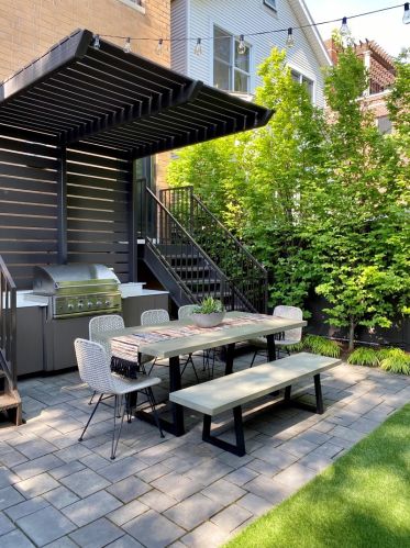 1131 Lill Ave, Chicago IL 60614-2296 exterior