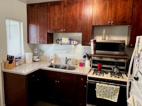 14003 Woodruff Ave, Bellflower CA 90706-3236 exterior