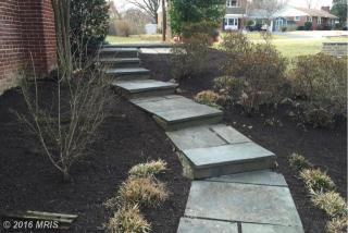 1426 Mayflower Dr, Mc Lean VA  22101-5614 exterior