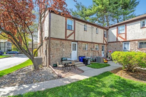 108 Newman St, Metuchen NJ  08840-2642 exterior