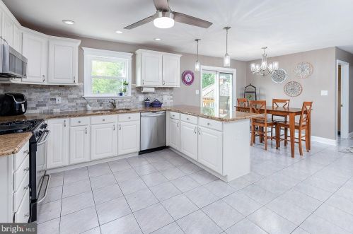 31 Orch Dr, Harrison Township NJ 08062-9469 exterior