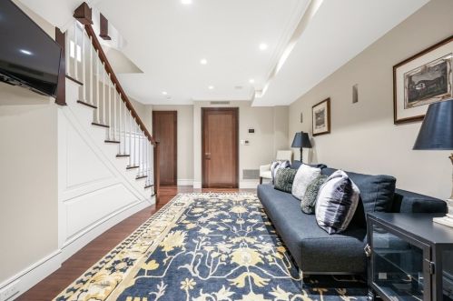 49 Appleton St, Boston MA  02116-6214 exterior