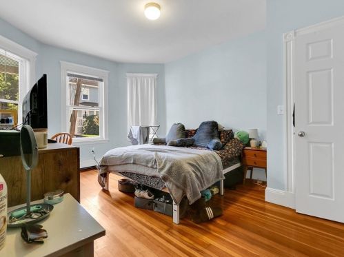 82 Elmira St, Boston MA exterior