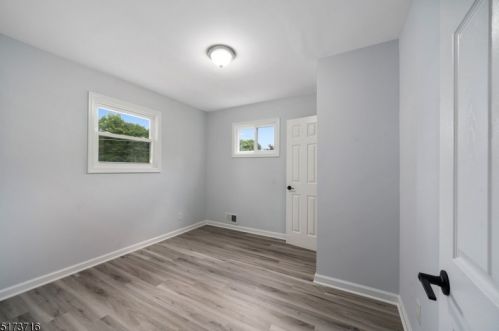 66 Lawrence Dr, Hackettstown NJ 07840-2526 exterior