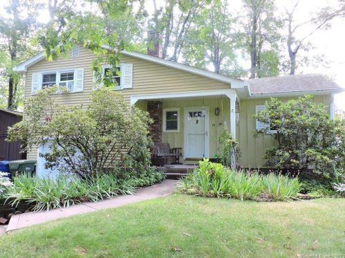 19 Pepperbush Way, Windsor, CT 06095-3236