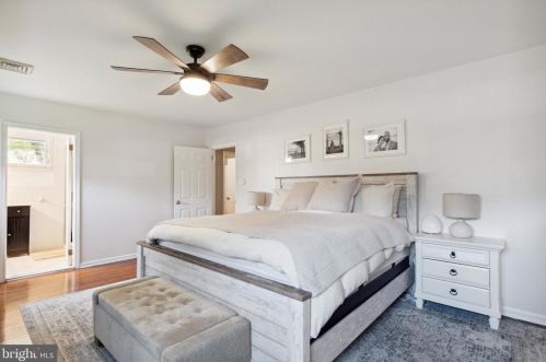 304 Pheasant Dr, Huntingdon Valley PA  19006-3038 exterior