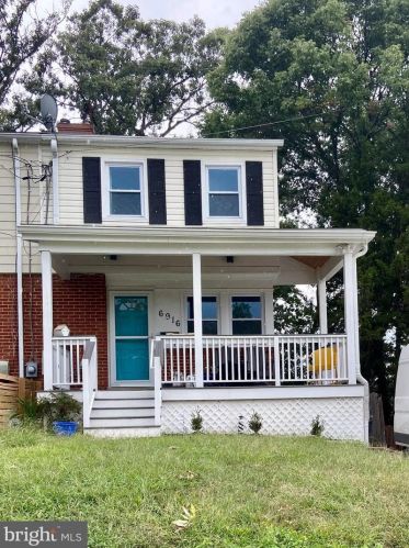 6916 Westhampton Dr, Alexandria VA 22307-1528 exterior