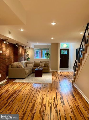 1923 Ellsworth St, Philadelphia PA  19146-2803 exterior