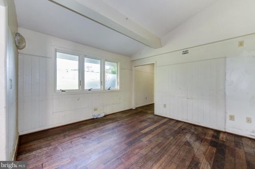 789 Rte 45, Pilesgrove NJ 08098-2528 exterior