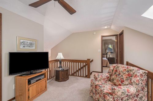 4177 Indian Spg Dr, Wyoming MI exterior